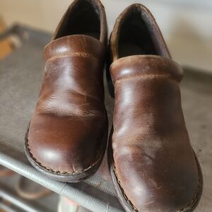 Women's BOC brown leather slip on mules